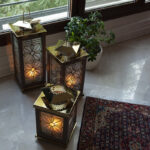 شمعدان مدل فانوس چوبی کد 6025