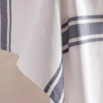 رومیزی مادام کوکو مدل Andre Beyaz-Lacivert