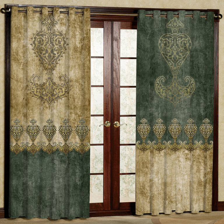 پرده مدل طرح دار مخمل پانچی کد 1067L سایز 140x280 سانتی متر