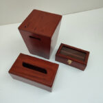 ست سطل و جعبه دستمال کد 3002 به همراه جاکاردی