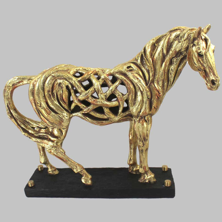 مجسمه مدل اسب