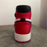 دیوارکوب طرح کفش