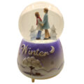 گوی موزیکال مدل پمپی دیدار عاشقانه برفی