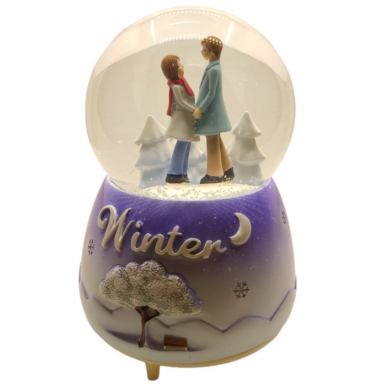 7e198ccb5c50d5693a55ade498698253 گوی موزیکال مدل پمپی دیدار عاشقانه برفی