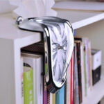 ساعت رومیزی مدل عقربه ای طرح سالوادور دالی