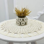 رومیزی کاربافی مدل مکرومه طرح گرد