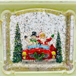 گوی موزیکال مدل پمپی آکواریومی طرح فانوس ماشین بابانوئل و کریسمس کد P4205