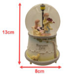 گوی موزیکال مدل چراغ دار طرح دیدار عاشقانه پاییزی