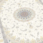 روفرشی سارای مدل کشدار ابریشم کد 606 زمینه شیری